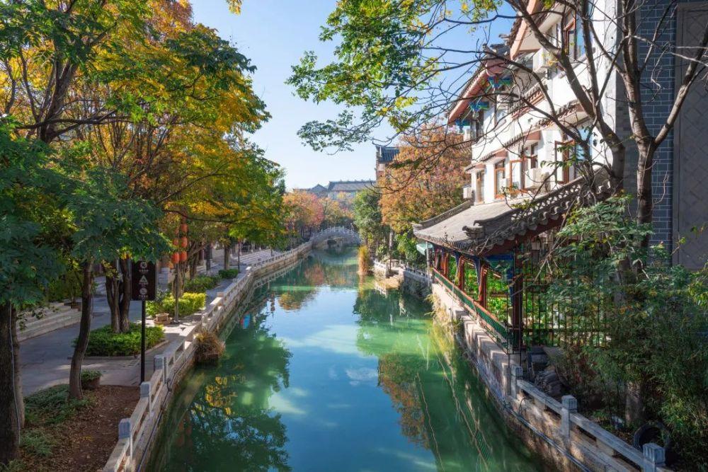 陈铭章谈新片喜剧剧情，大赞陈星旭章若楠完成度高，剧中情节笑点密集