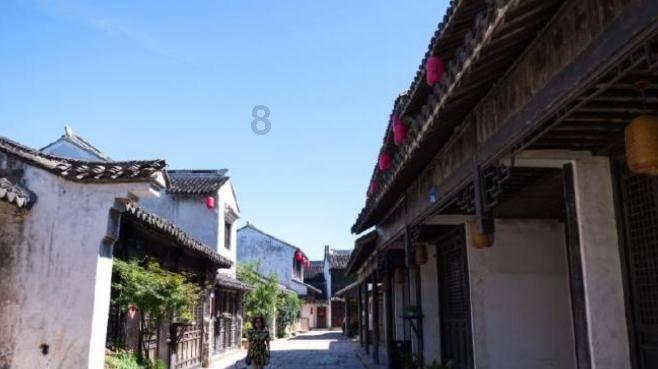 15岁女孩服感冒药后引发肝衰竭,爱心人士纷纷到场捐助